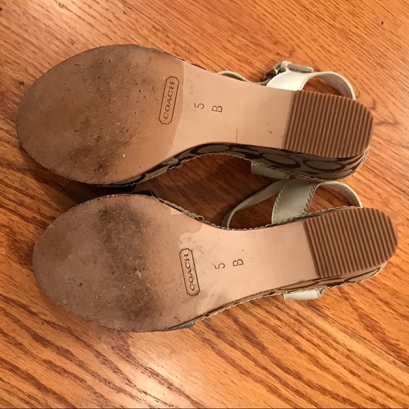 Coach Signature Wedge Platform - Picture 6 of 6